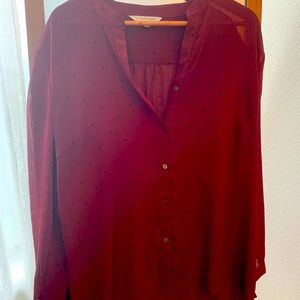 Maroon polka dot top